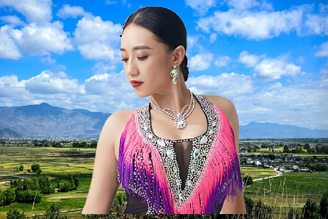 哼要是在当初，这些家伙看到海爷我，还不乖乖吓尿裤子