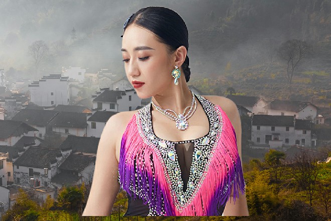 露露妹妹，你别走啊就死了个老太太而已无所谓的啊