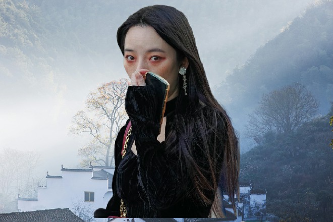 他现在就像是被从血里捞出来的一样，整个变成了一个血人