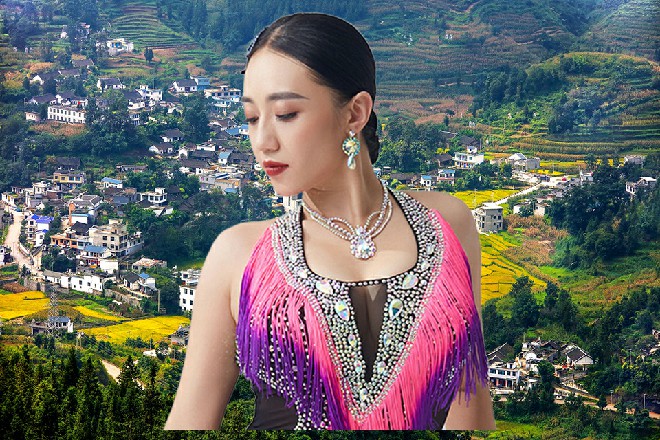 擎龙冷笑几声，不一会，本少就能让她乖乖跳入我的怀里来