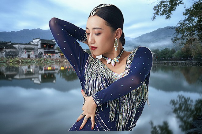 女人的直觉永远是敏感而准确的，王玥第一眼就看出了苗头