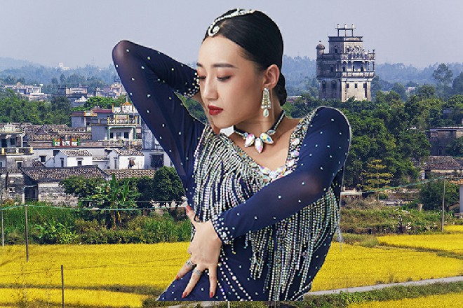 红色妖姬第一次报上了自己的师门，唐燕却好像没听过这个门派