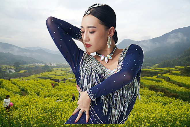 诺曦S笑道：我可以指定人让他陷入十月怀胎的状态，