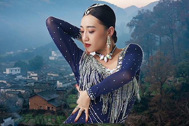 若依稳住自己的身体，冲着黑龙飞去的方向喊了一嗓子