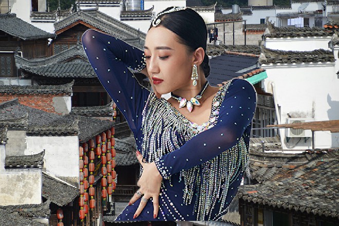 可惜是深夜到访，若是白天的话，倒是可以好好招待你一下
