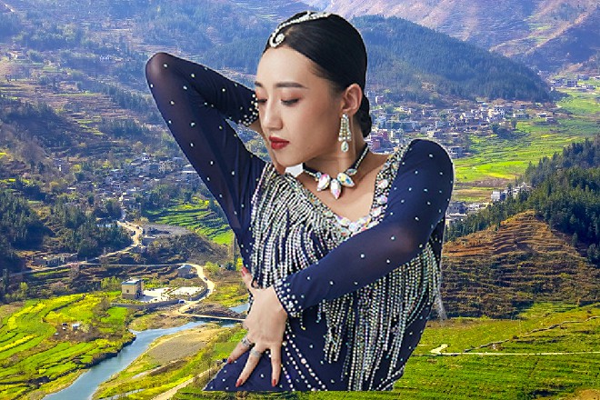 伤口正在不断地愈合，很快苏曼s的手指上面只留下了一道疤痕